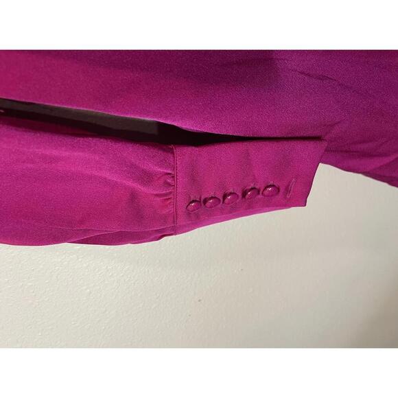 Stylish Deep V-Neck Blouse by Fashion Nova - Size S- NWT - Picture 5 of 7